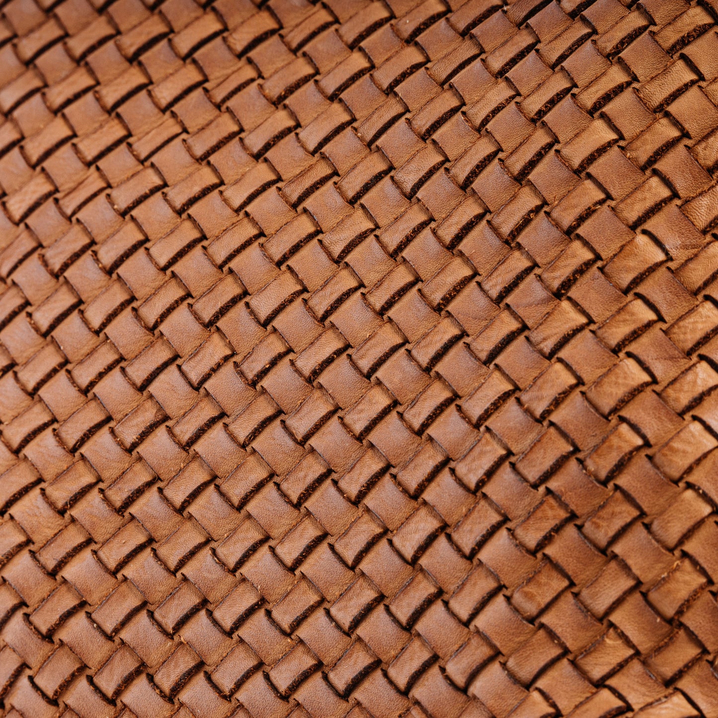 Classic Tan Real Italian Leather Weave Shoulder Bag - Amilu
