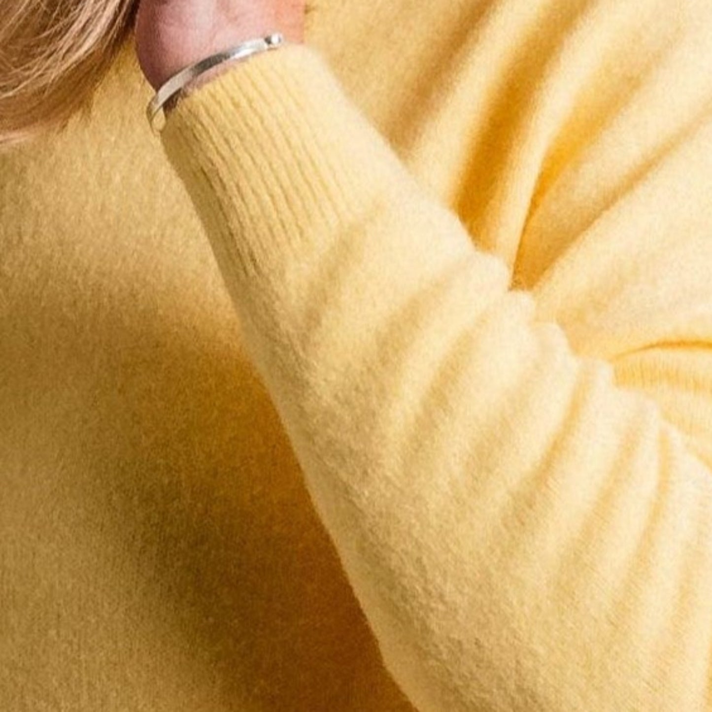 Yellow Double Pocket Supersoft Fine Knit Round Neck Easy Wear Jumper - Amilu