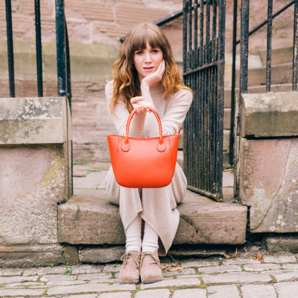 Black Real Leather Small Grab Bag - Amilu
